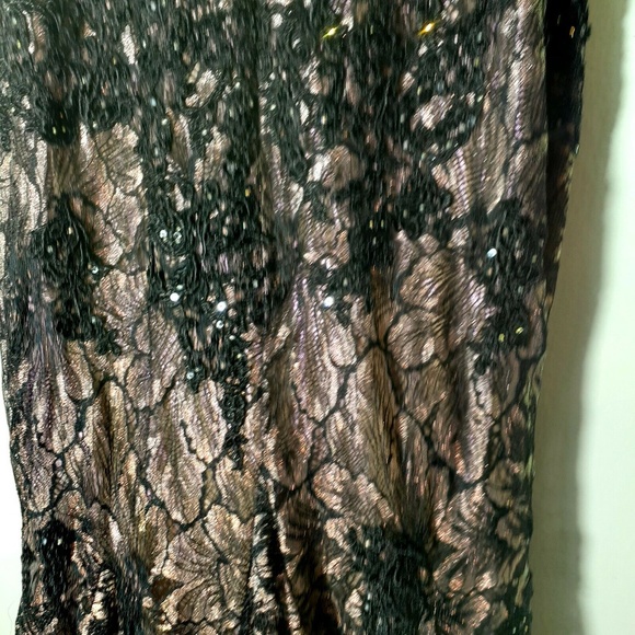 Mac Duggal Size 8 Gown - Picture 5 of 6